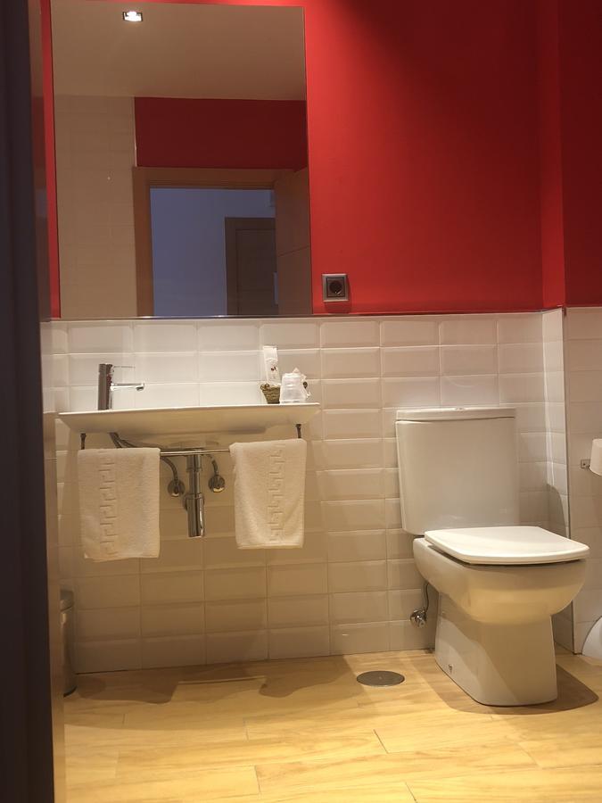 Nruta Ponferrada Hotel Bembibre  Екстериор снимка
